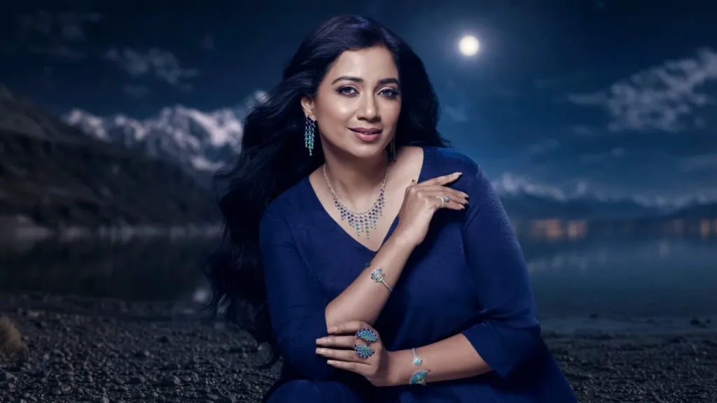 Shaya campaign featuring a singer wearing silver jewellery.